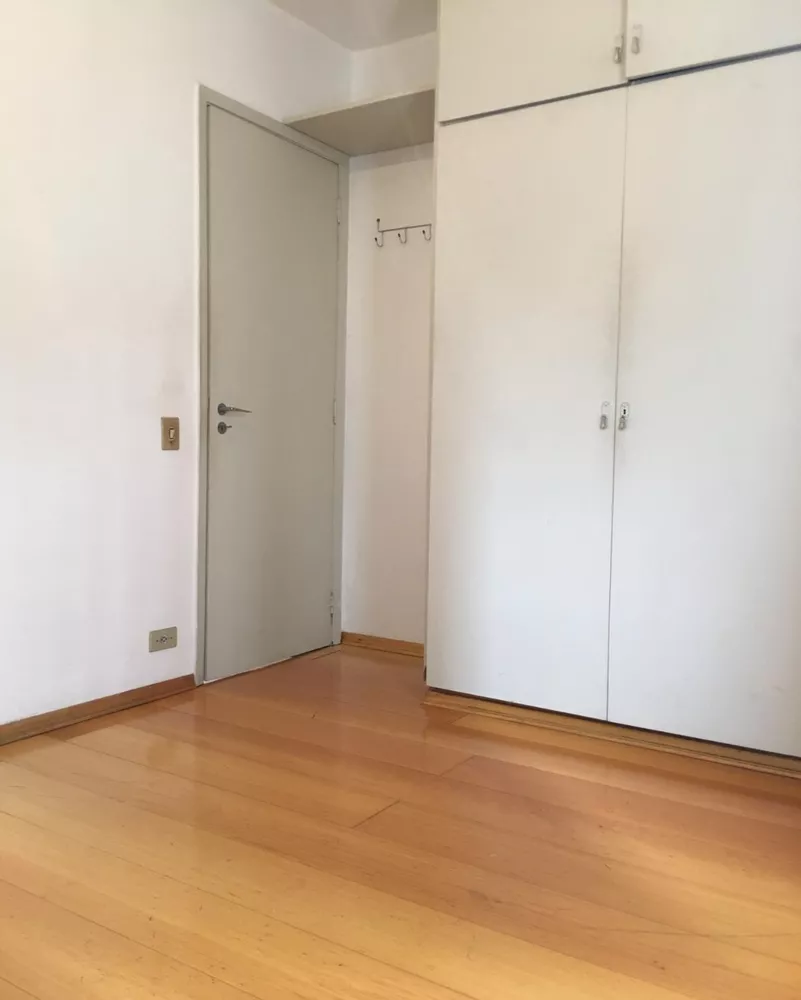 Apartamento para alugar com 1 quarto, 45m² - Foto 11