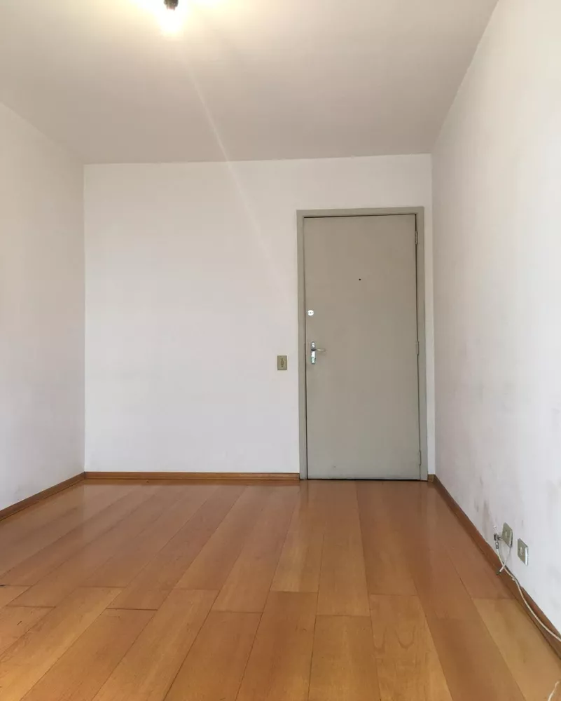 Apartamento para alugar com 1 quarto, 45m² - Foto 13