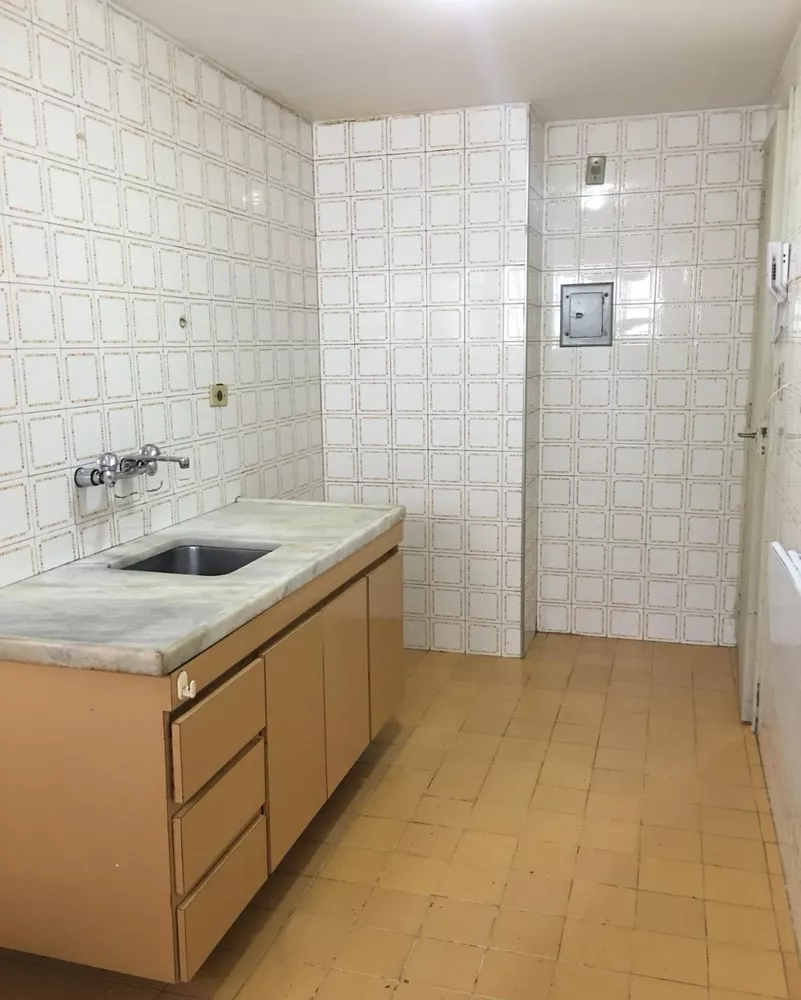 Apartamento para alugar com 1 quarto, 45m² - Foto 12