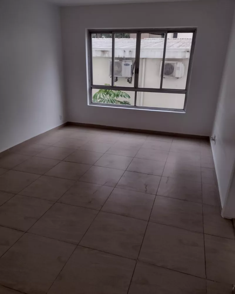 Apartamento para alugar com 3 quartos, 157m² - Foto 4