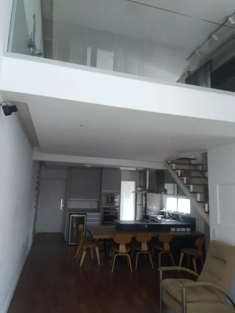 Apartamento à venda com 1 quarto, 100m² - Foto 4