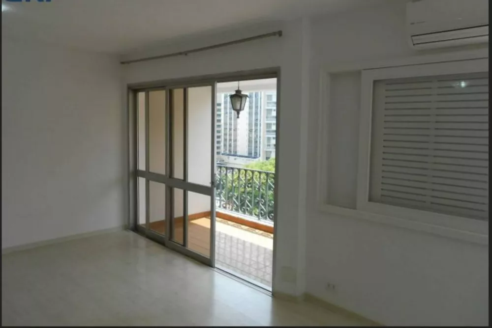 Apartamento para alugar com 2 quartos, 104m² - Foto 3