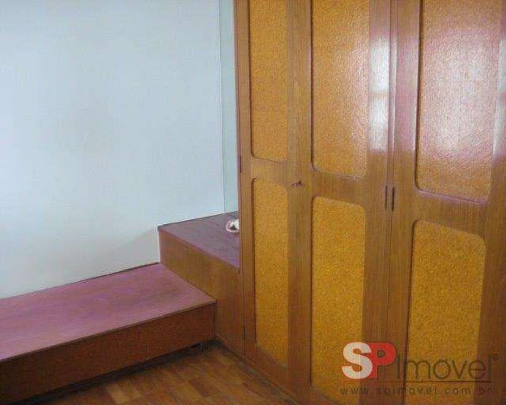 Apartamento para alugar com 4 quartos, 337m² - Foto 2