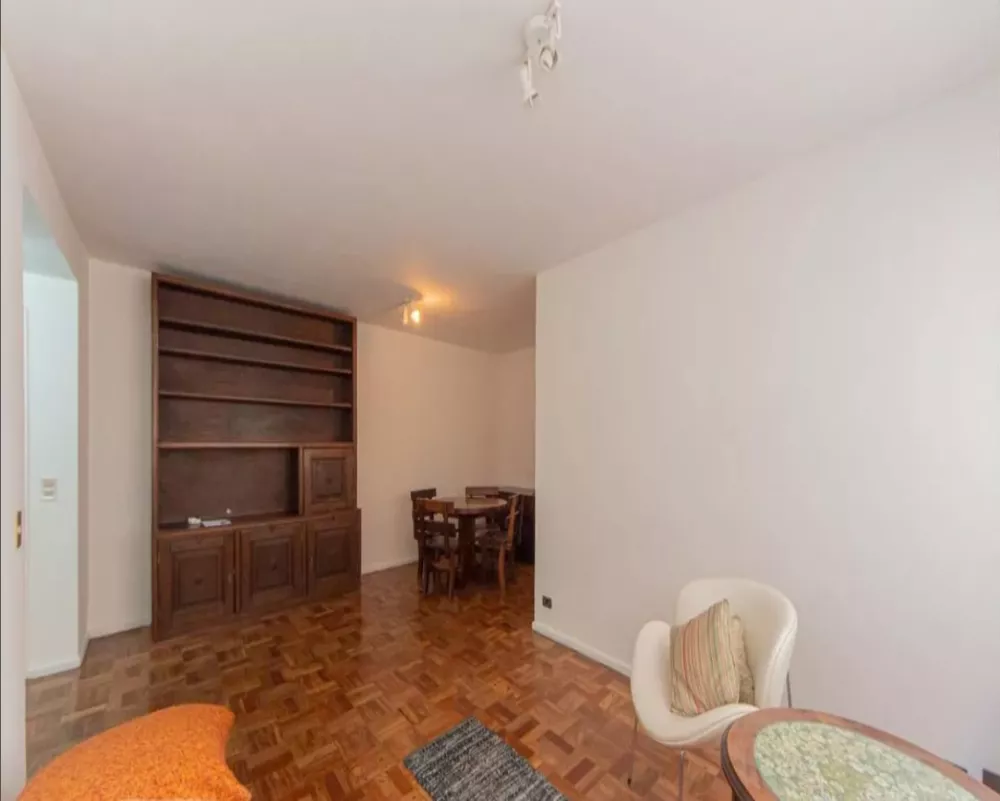 Apartamento para alugar com 2 quartos, 70m² - Foto 4