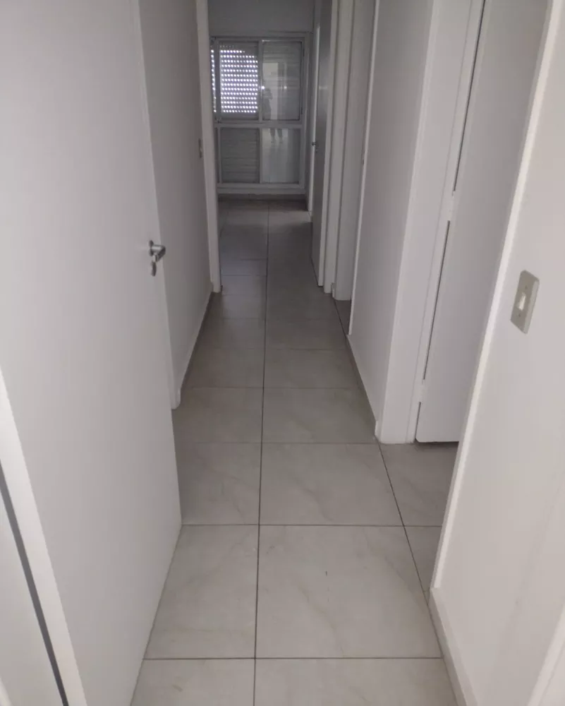 Apartamento para alugar com 3 quartos, 157m² - Foto 6