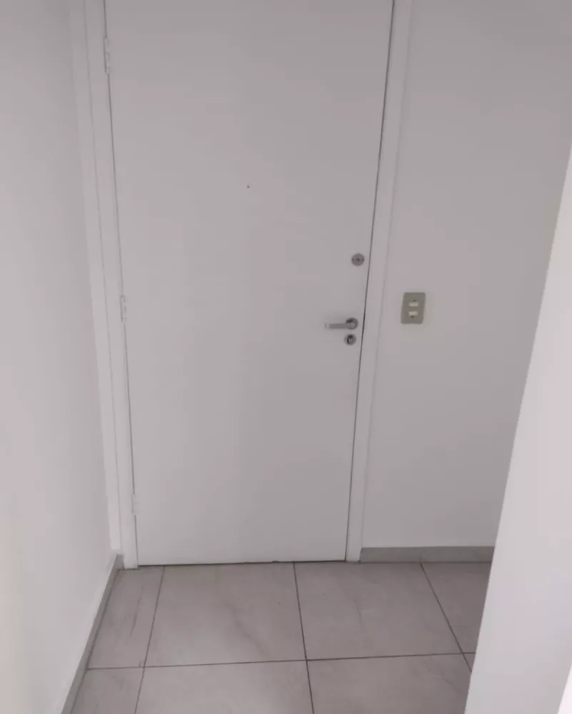 Apartamento para alugar com 3 quartos, 157m² - Foto 2