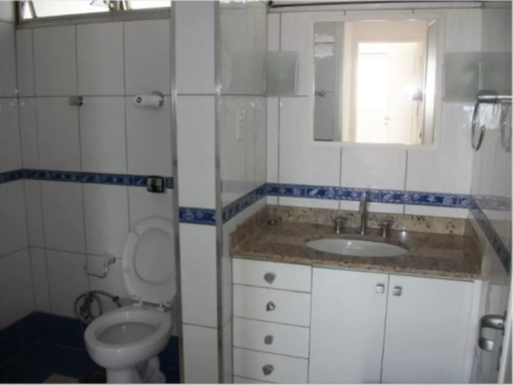 Apartamento para alugar com 3 quartos, 130m² - Foto 5