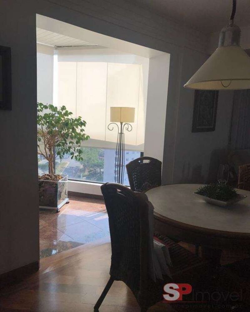 Apartamento, 3 quartos, 250 m² - Foto 1
