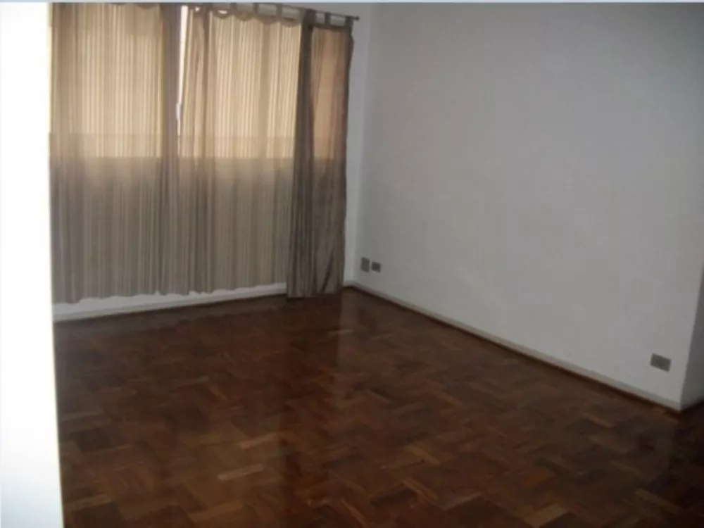 Apartamento para alugar com 2 quartos, 70m² - Foto 1