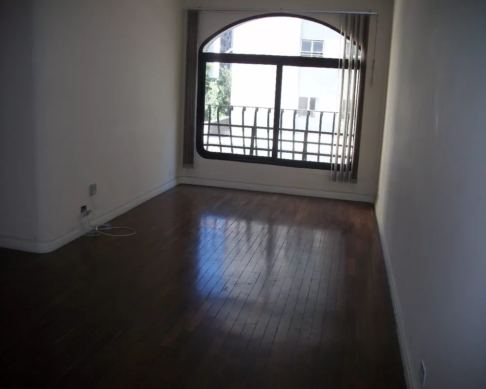 Apartamento à venda com 3 quartos, 98m² - Foto 1