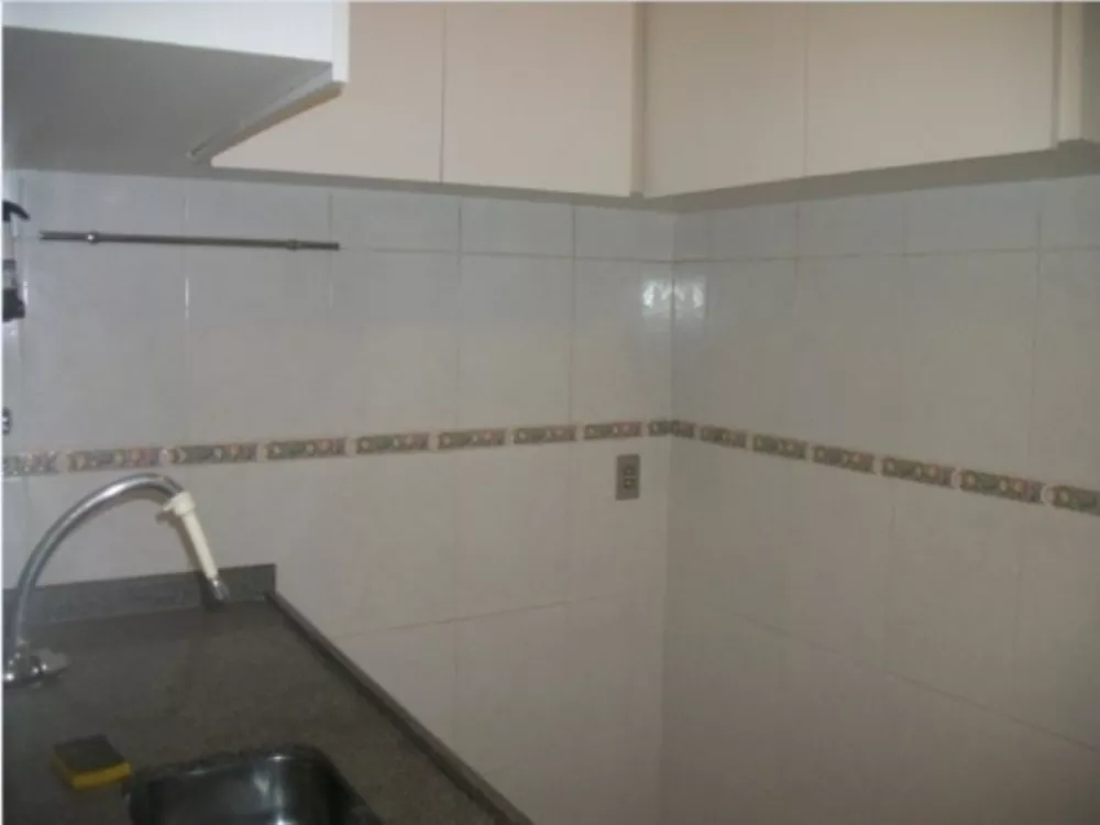 Apartamento para alugar com 2 quartos, 70m² - Foto 8