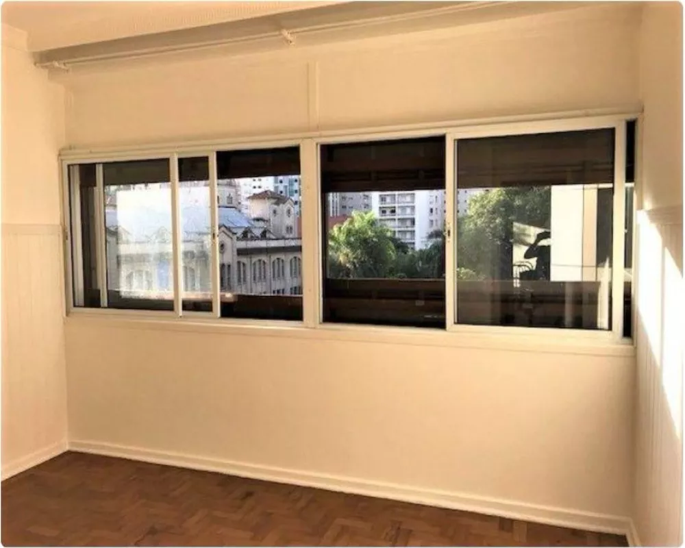 Apartamento para alugar com 2 quartos, 110m² - Foto 12