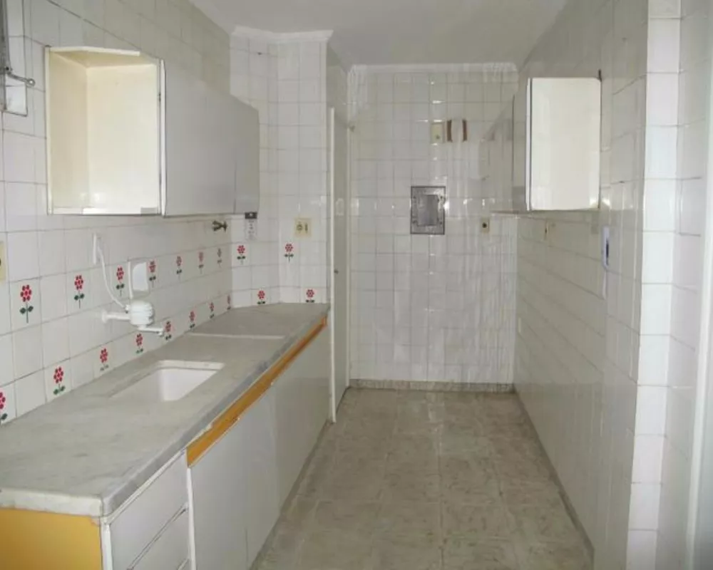 Apartamento à venda com 2 quartos, 90m² - Foto 1