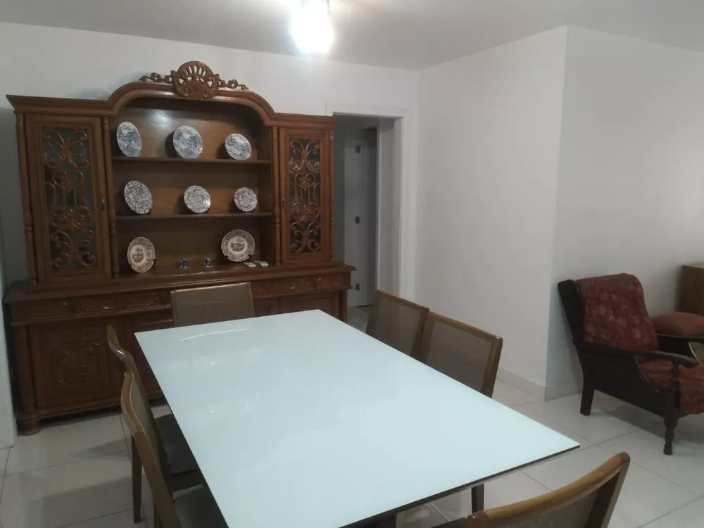 Apartamento à venda com 3 quartos, 128m² - Foto 2