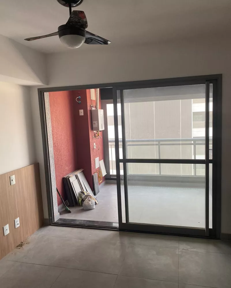 Apartamento para alugar com 1 quarto, 30m² - Foto 1