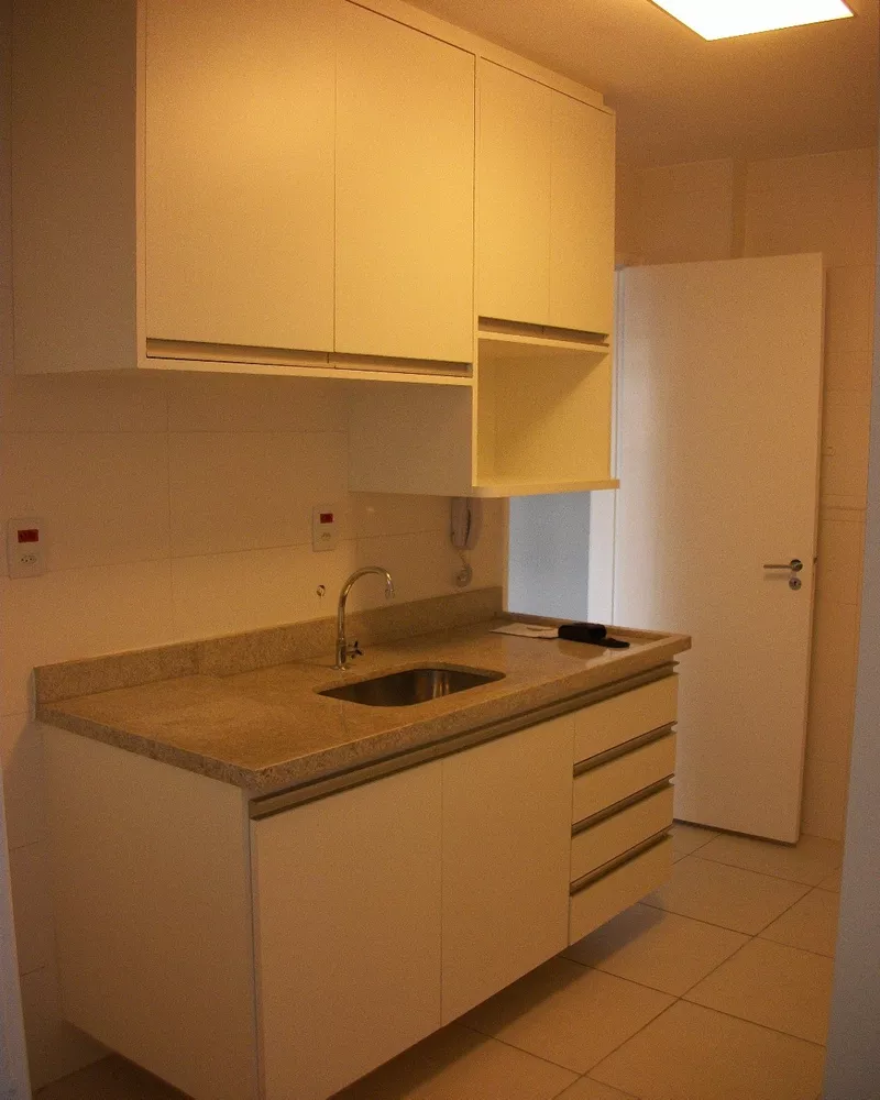 Apartamento para alugar com 2 quartos, 85m² - Foto 5