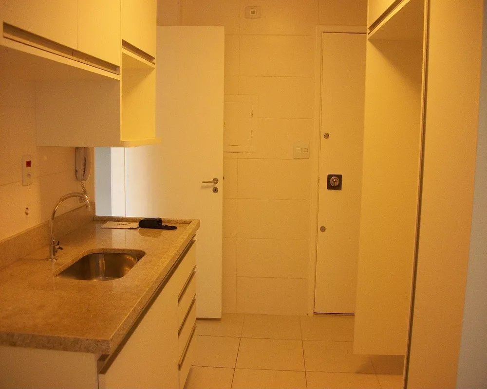 Apartamento para alugar com 2 quartos, 85m² - Foto 6