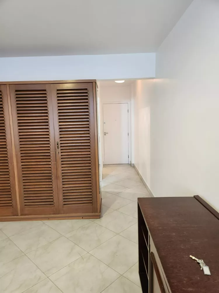 Apartamento para alugar com 1 quarto, 45m² - Foto 7