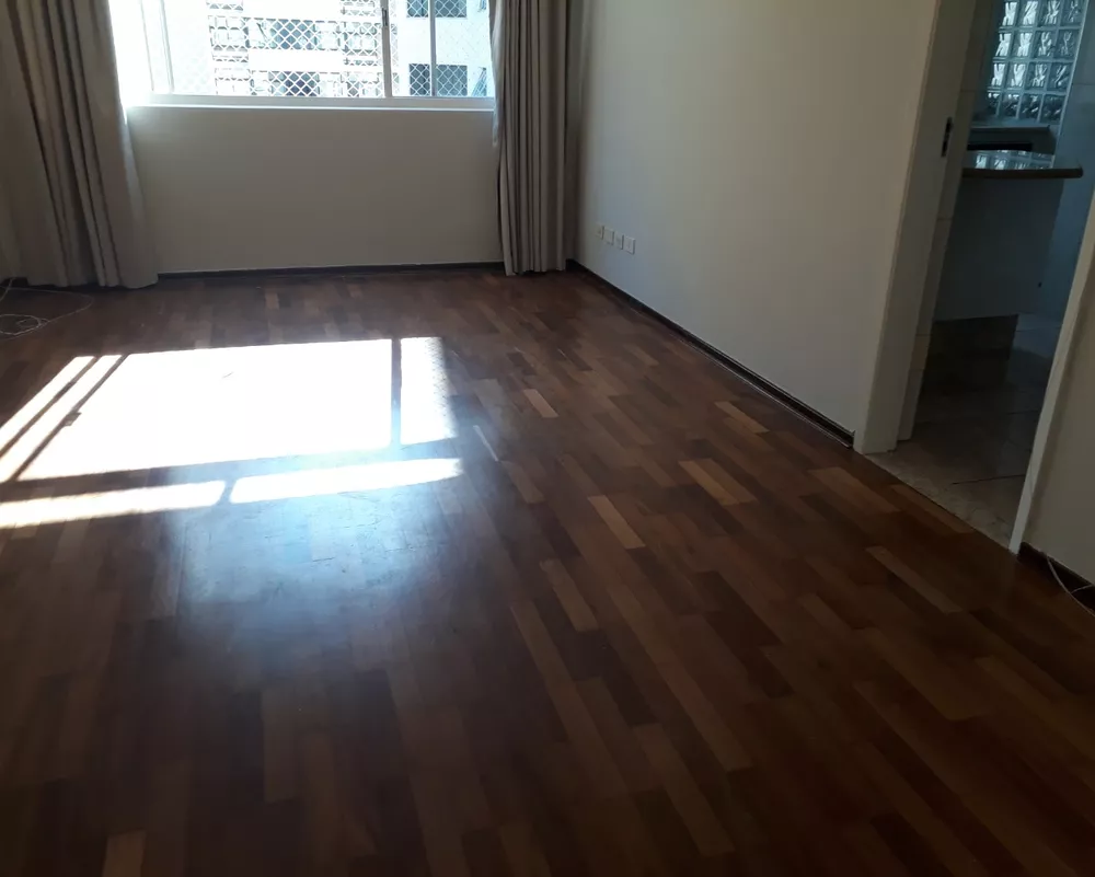 Apartamento para alugar com 3 quartos, 110m² - Foto 1