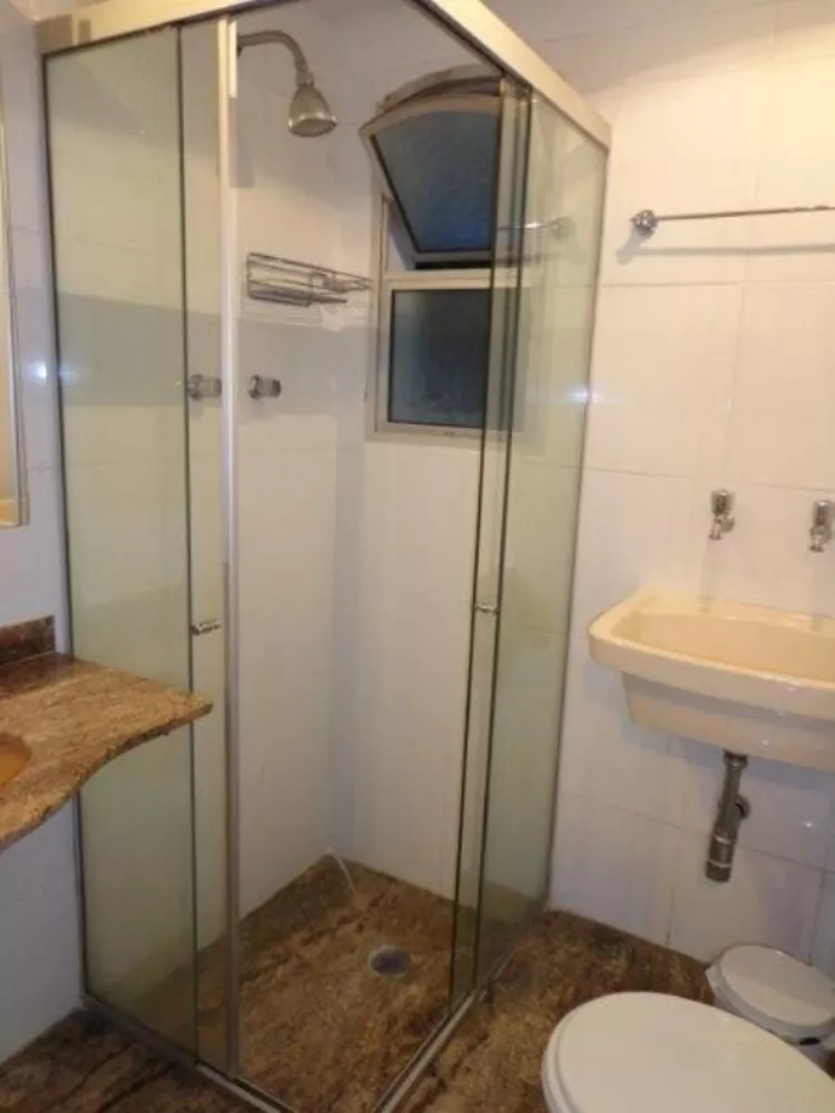 Apartamento para alugar com 1 quarto, 42m² - Foto 8