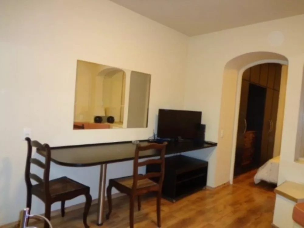 Apartamento para alugar com 1 quarto, 42m² - Foto 3