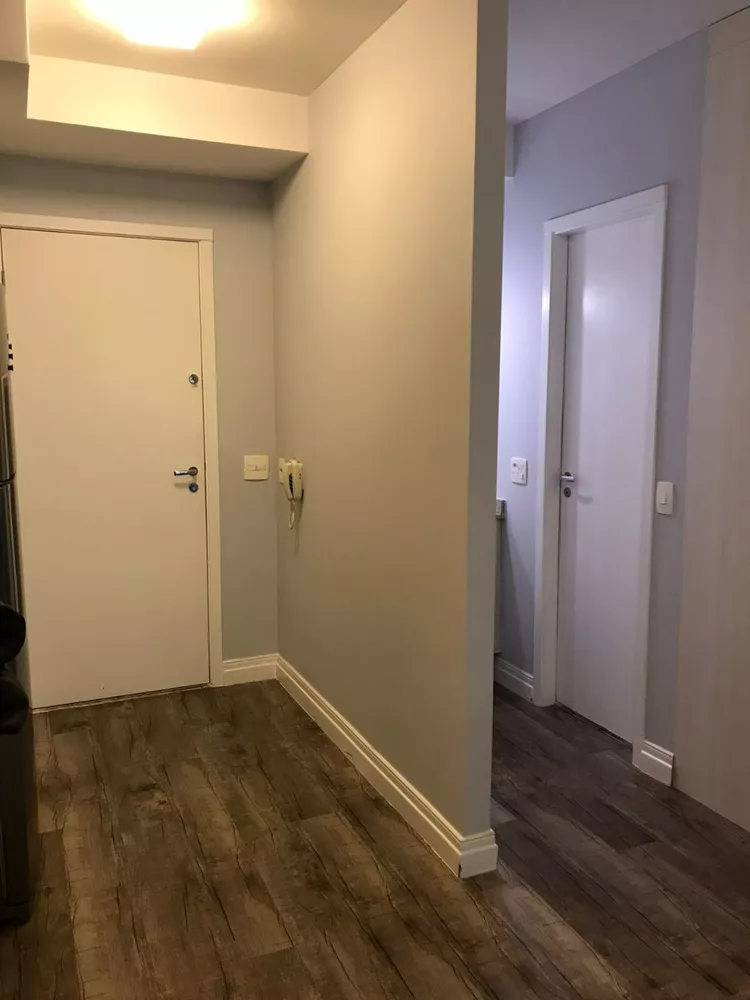 Apartamento à venda com 1 quarto, 34m² - Foto 3