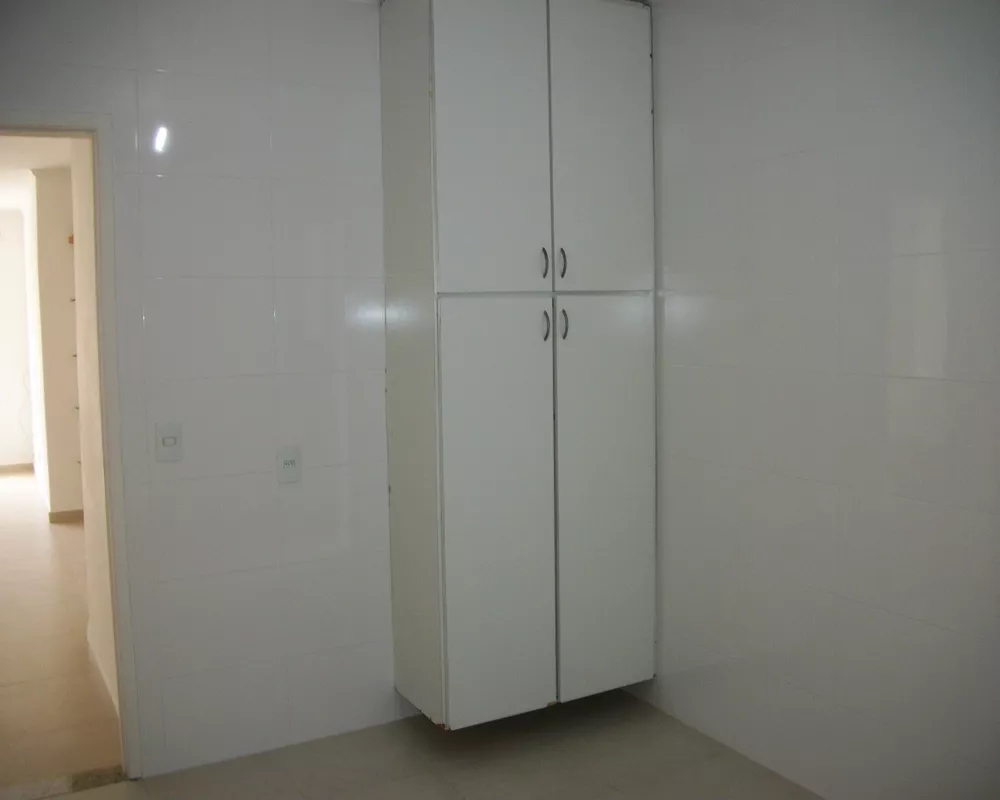 Apartamento para alugar com 2 quartos, 110m² - Foto 6