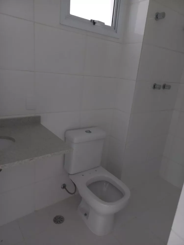 Apartamento à venda com 3 quartos, 66m² - Foto 3