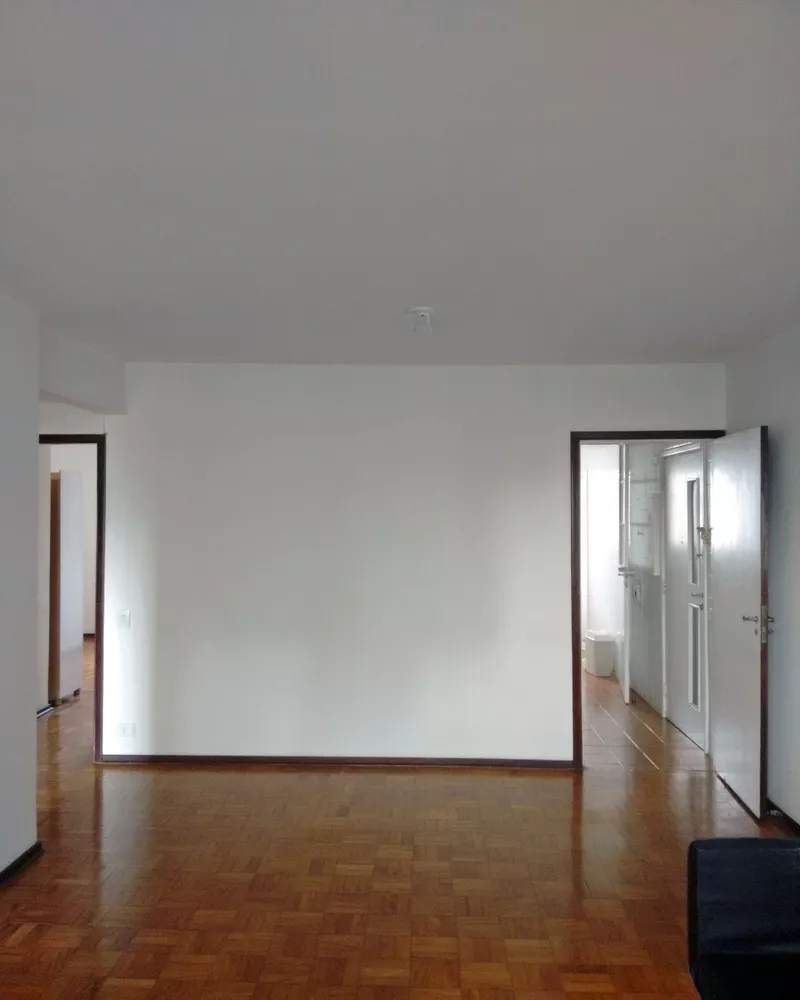 Apartamento para alugar com 2 quartos, 80m² - Foto 2