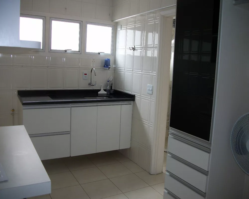 Apartamento para alugar com 2 quartos, 85m² - Foto 1