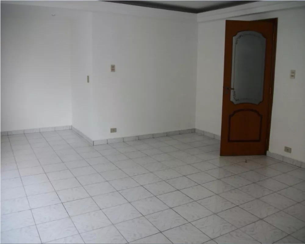 Apartamento à venda com 3 quartos, 140m² - Foto 6