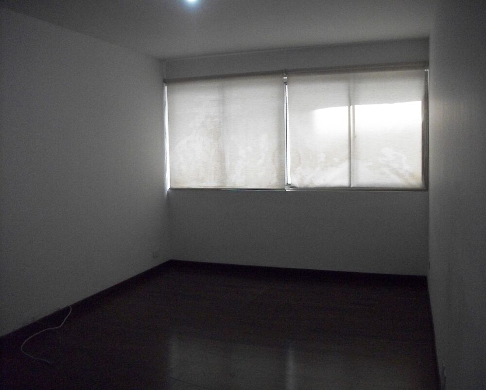 Apartamento para alugar com 2 quartos, 85m² - Foto 2