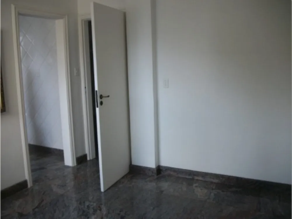 Apartamento, 3 quartos, 200 m² - Foto 1