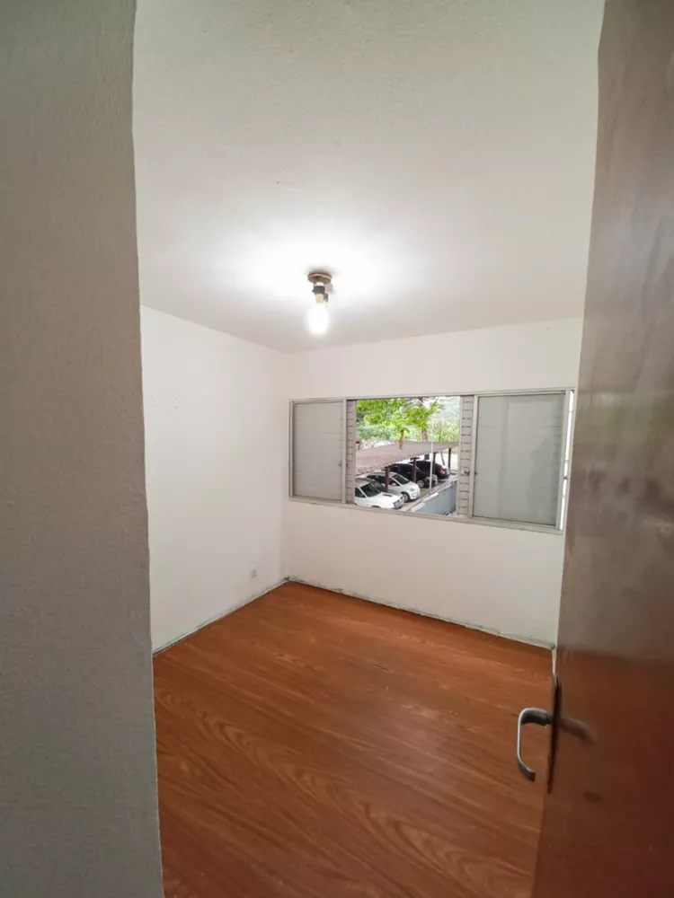 Apartamento à venda com 2 quartos, 60m² - Foto 4