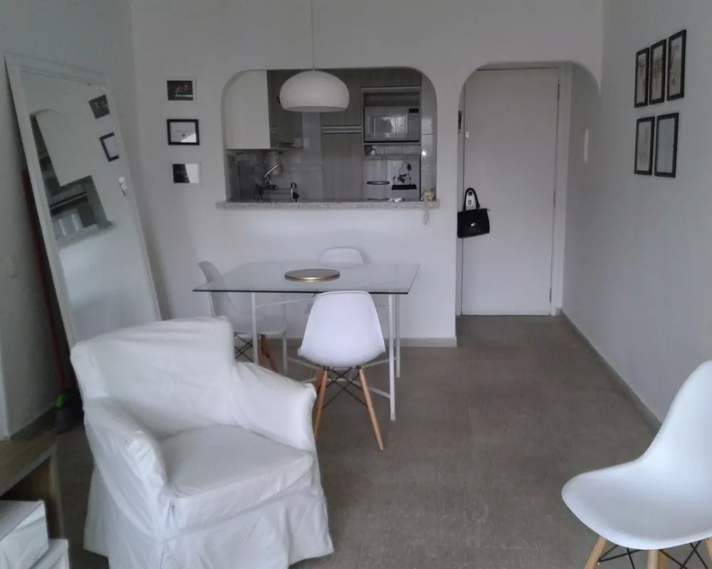 Apartamento para alugar com 2 quartos, 75m² - Foto 1