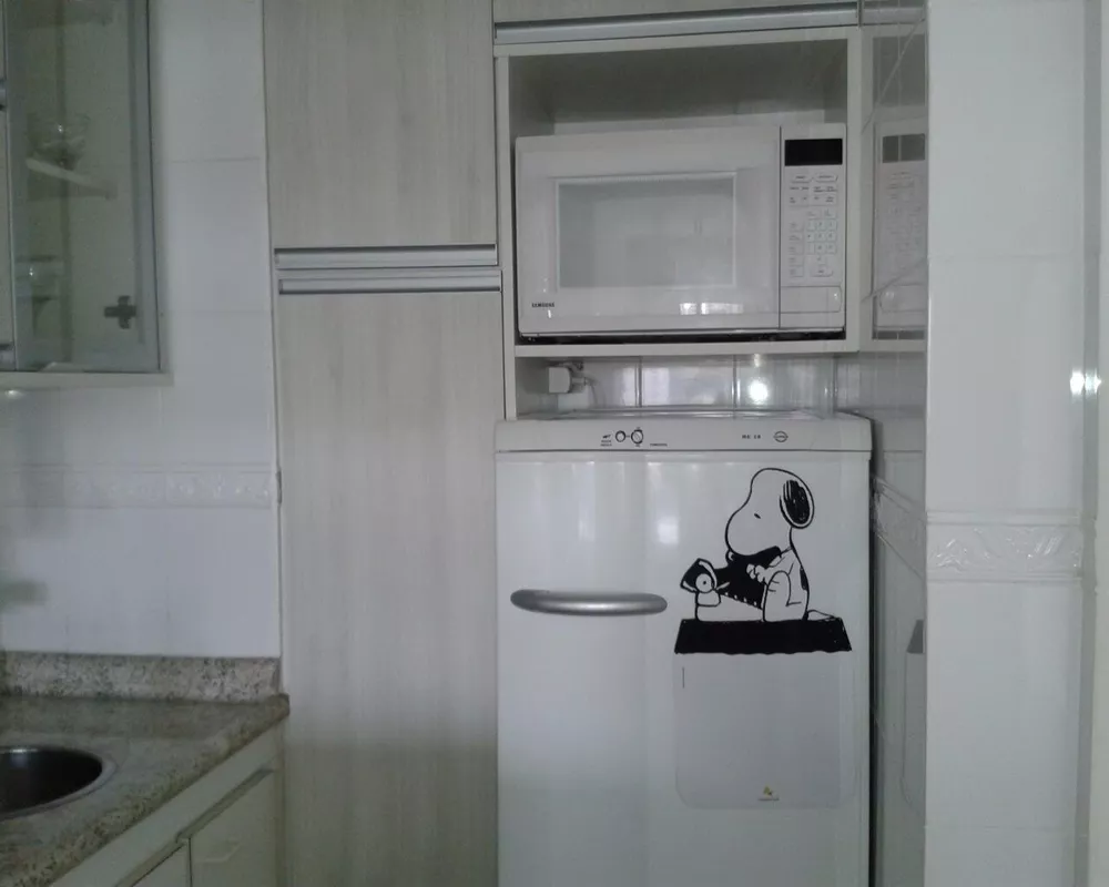 Apartamento para alugar com 2 quartos, 75m² - Foto 9