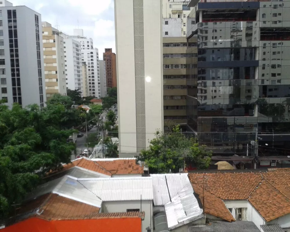 Apartamento para alugar com 2 quartos, 75m² - Foto 3