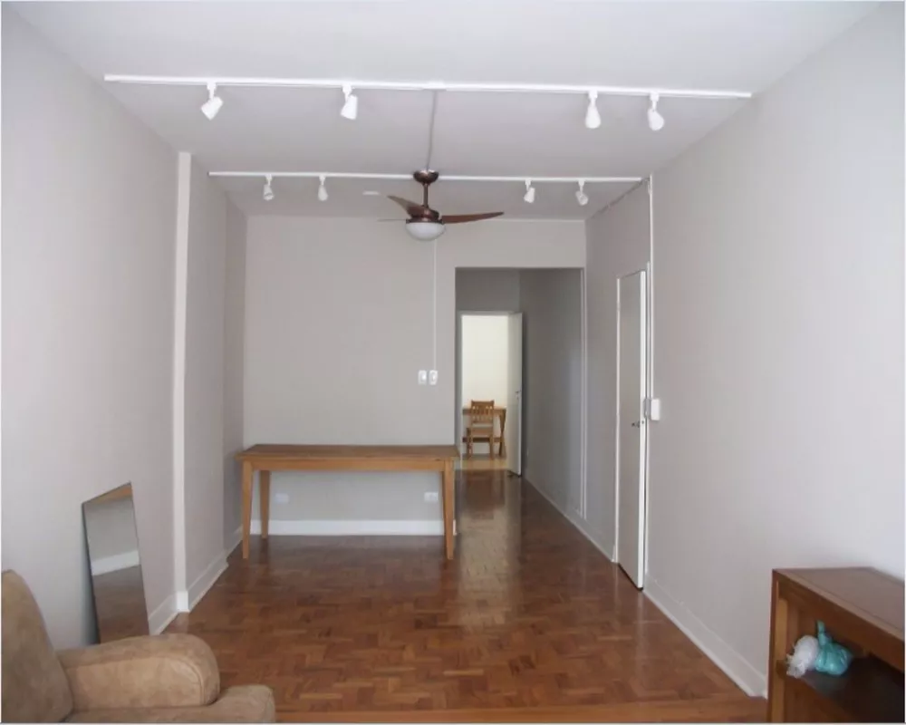 Apartamento para alugar com 3 quartos, 120m² - Foto 1