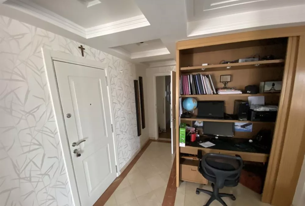 Apartamento à venda com 4 quartos, 250m² - Foto 4