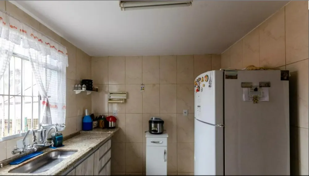 Casa, 3 quartos, 330 m² - Foto 1