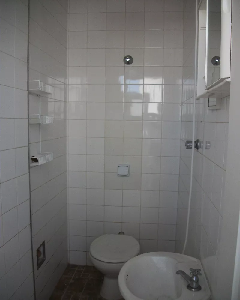 Apartamento para alugar com 3 quartos, 180m² - Foto 4