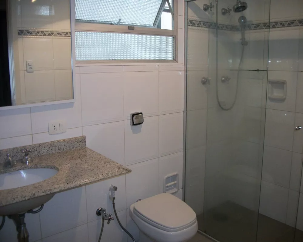 Apartamento para alugar com 2 quartos, 80m² - Foto 12