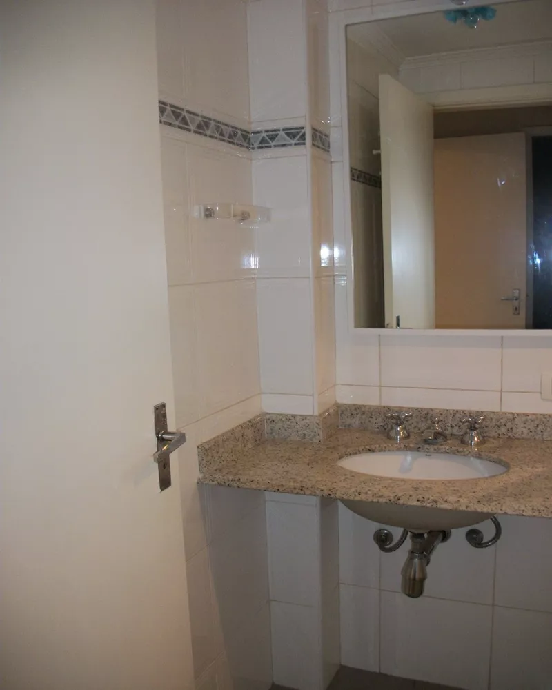 Apartamento para alugar com 2 quartos, 80m² - Foto 13