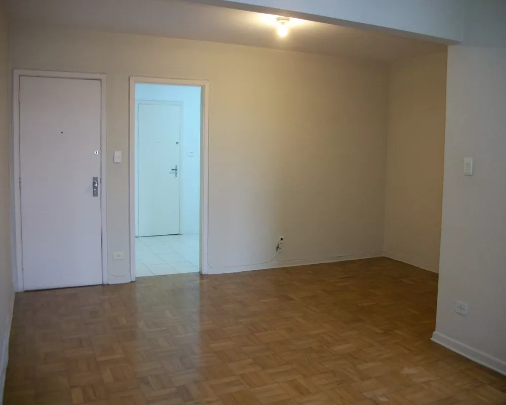 Apartamento para alugar com 2 quartos, 80m² - Foto 11