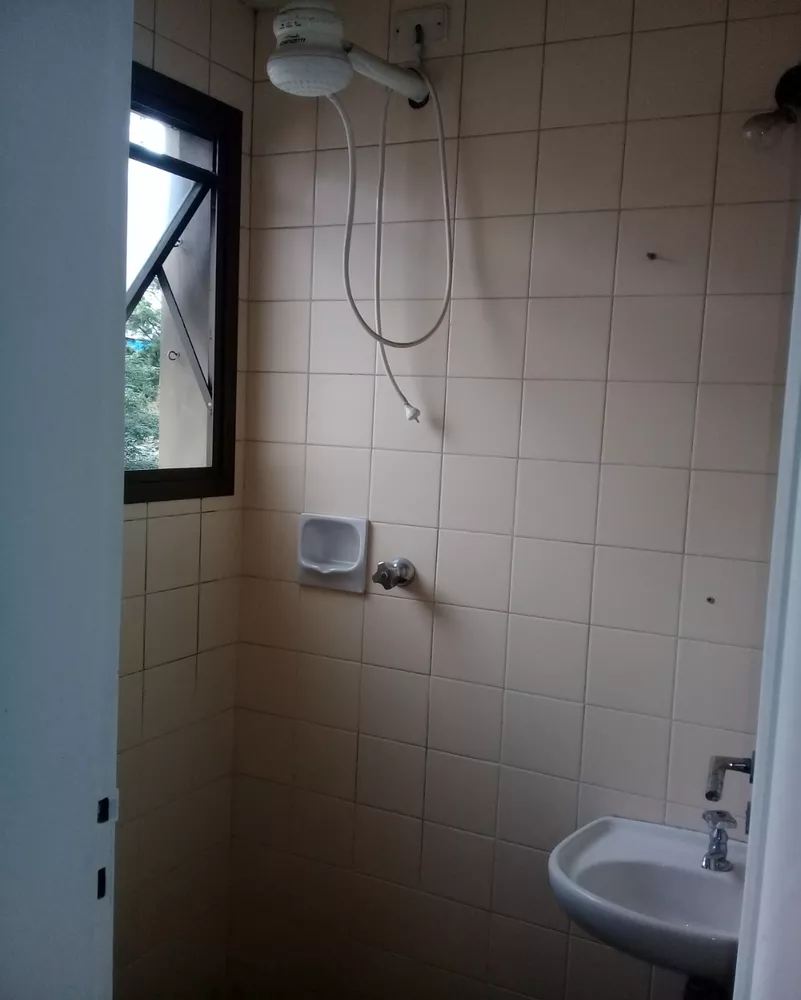 Apartamento para alugar com 2 quartos, 120m² - Foto 4