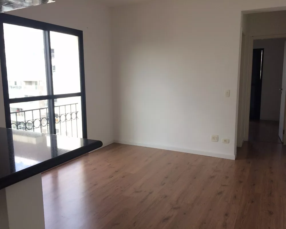 Apartamento para alugar com 1 quarto, 45m² - Foto 1