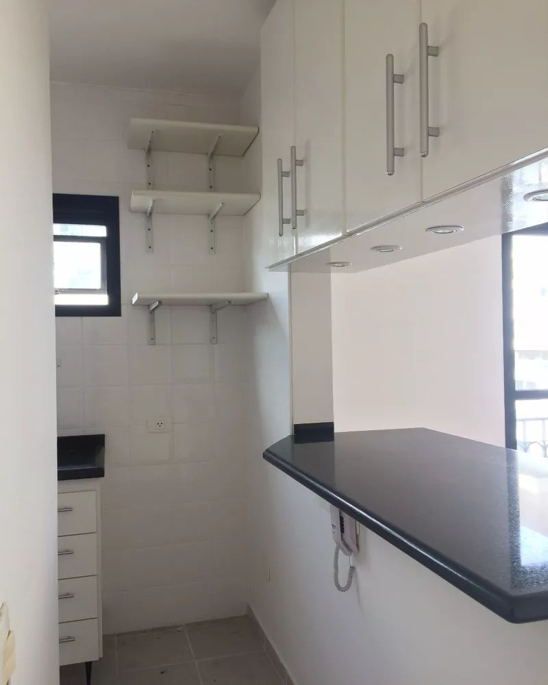 Apartamento para alugar com 1 quarto, 45m² - Foto 2