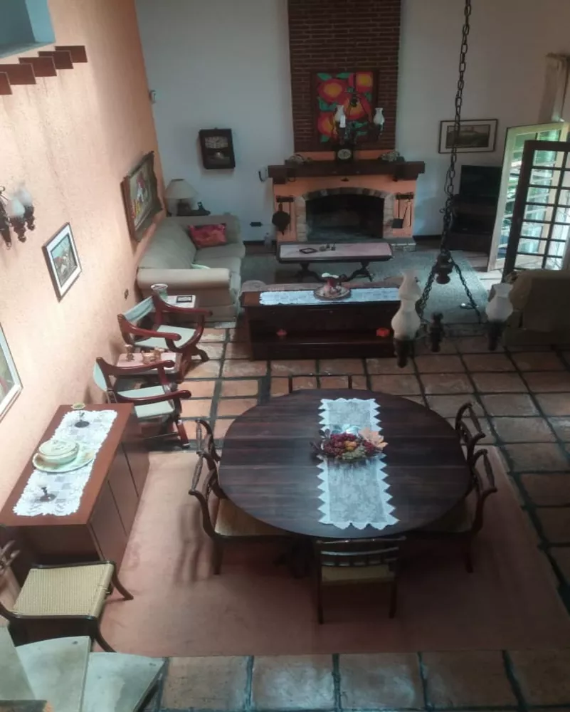 Casa de Condomínio à venda com 3 quartos, 1020m² - Foto 4