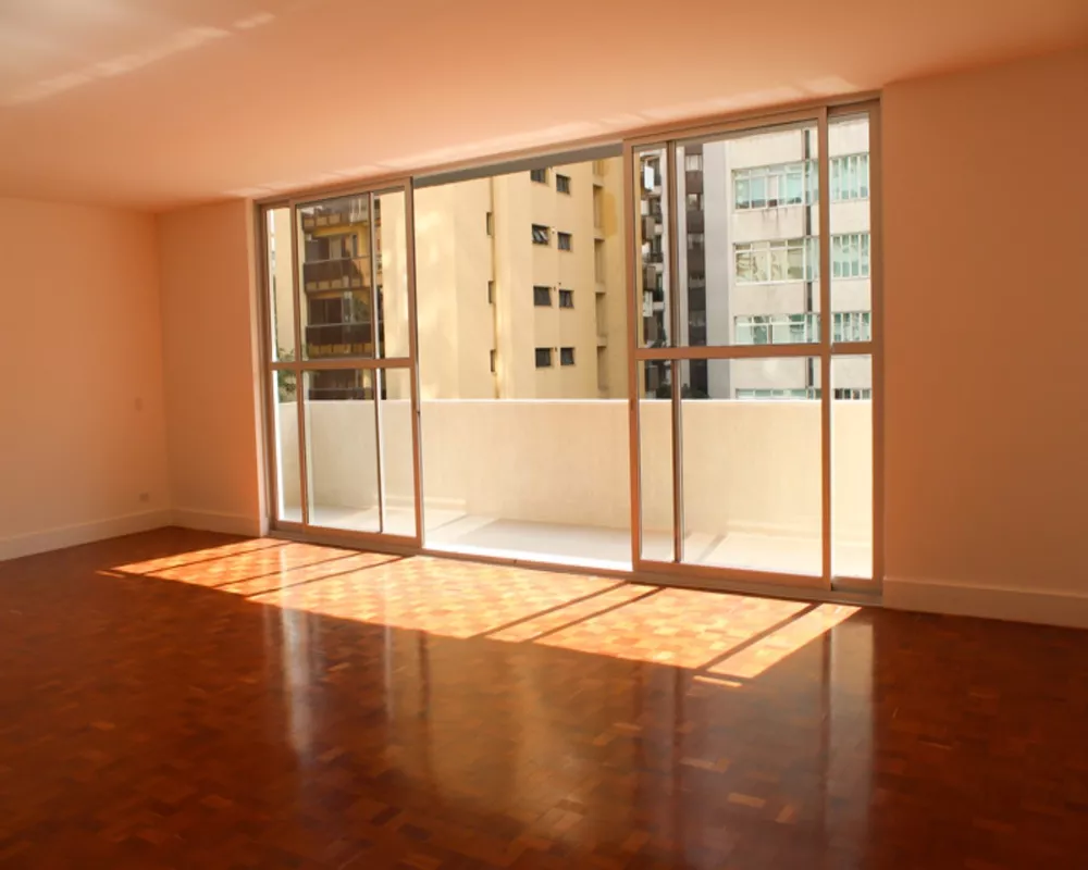 Apartamento à venda com 3 quartos, 260m² - Foto 1