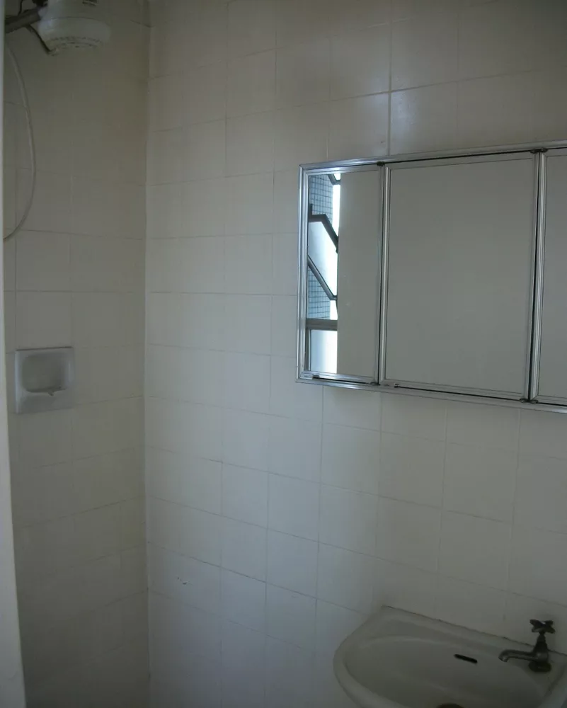 Apartamento para alugar com 2 quartos, 97m² - Foto 4